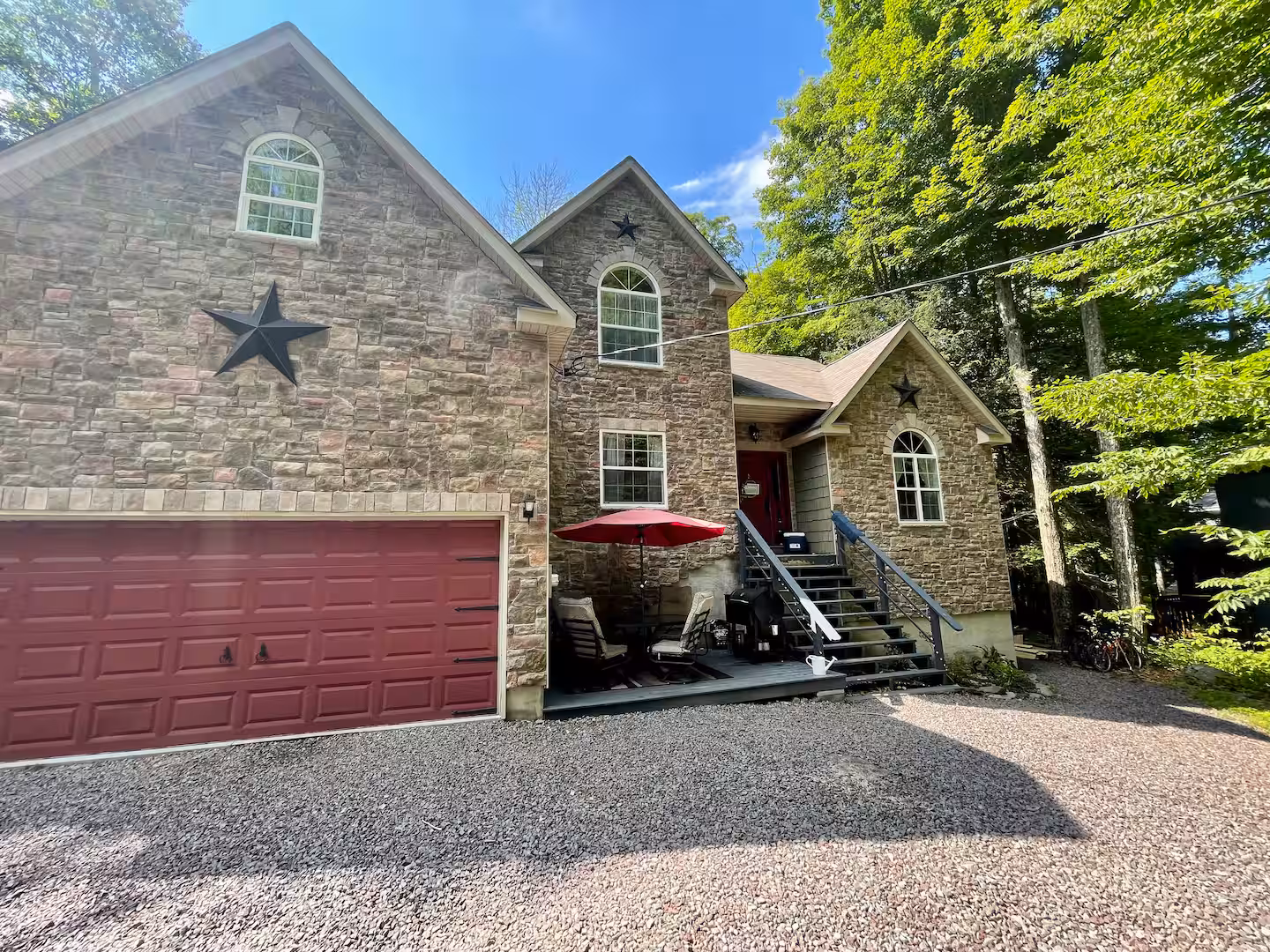 75 Parkwood Drive aerial view